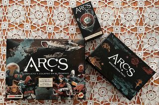 ARCS: Juego de Mesa + Miniaturas