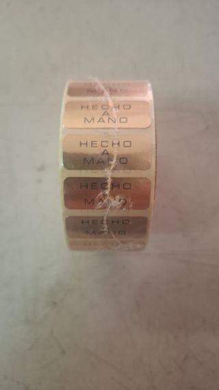 Etiquetas 'Hecho a Mano' Doradas