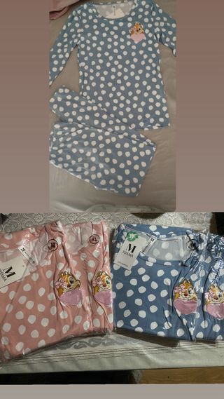 Pijama lunares
