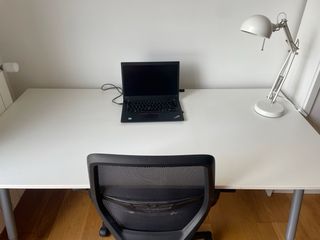 Mesa escritorio Ikea blanca regulable