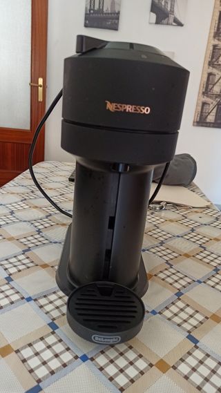 Cafetera Nespresso Vertuo Delonghi