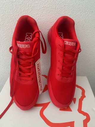 Zapatillas Kappa rojas