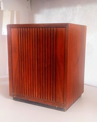 Altavoz madera vintage