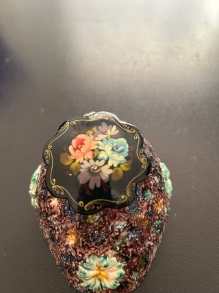 Broche antiguo pintado a mano