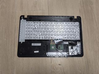 Asus F541U: Teclado superior