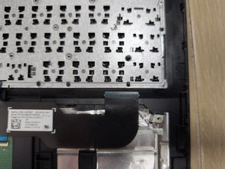 Asus F541U: Teclado superior