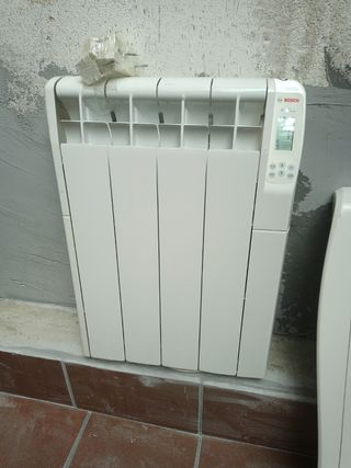 Radiador eléctrico Bosch 500 W de bajo consumo 