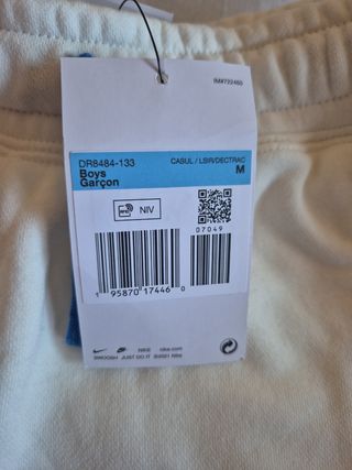 Bermuda Nike niño blanca