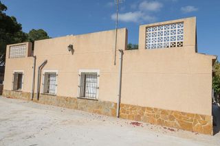 Chalet en alquiler en Carrús Oest - El Toscar en Elche
