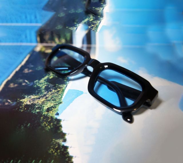 Gafas cuadradas Negras - Lentes Azules