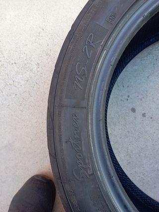 4 Neumáticos 235/45/17 (97w) 