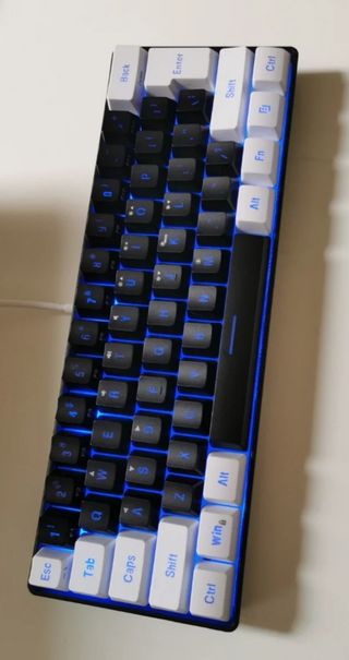 Teclado Gamer Retroiluminado Compacto Streamer RGB