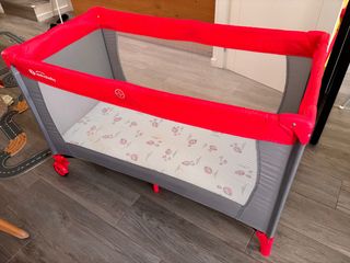 Cuna viaje asalvobaby roja