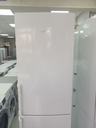 Nevera Bosch 2m x 60cm con garantía 