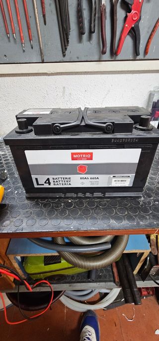 Batería coche 80Ah 660A - Motrío L4