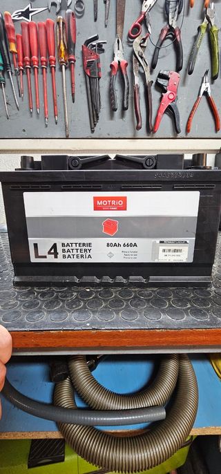 Batería coche 80Ah 660A - Motrío L4