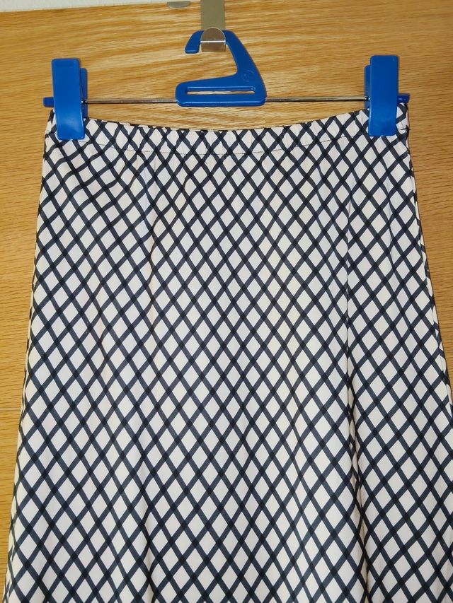 Falda midi negra y beige - Ameè