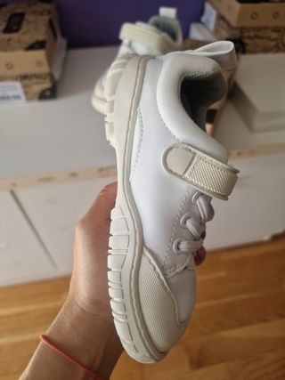 Zapato feroz talla 25 ibi rocker blanco 