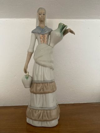 Figura porcelana mujer - Vintage