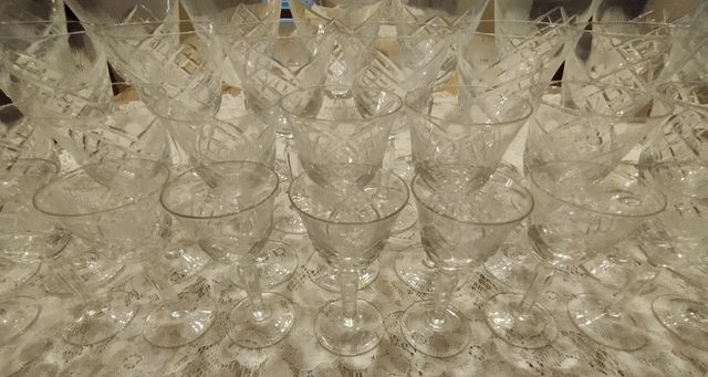 Set Bicchieri antichi di cristallo