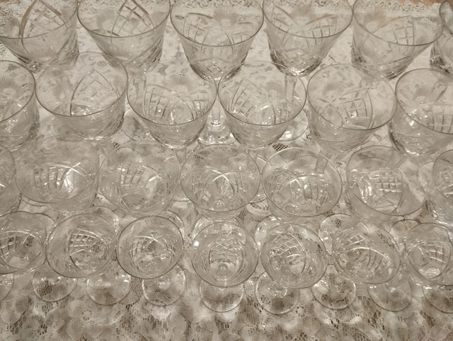 Set Bicchieri antichi di cristallo