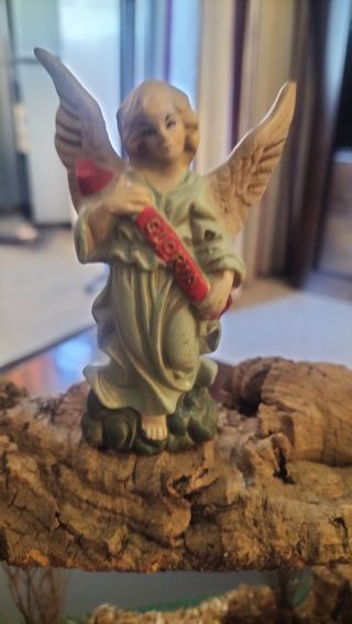 Belén de porcelana 27 piezas pintado a mano