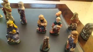 Belén de porcelana 27 piezas pintado a mano