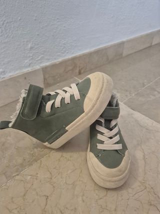 Botines niño talla 24 - borreguillo