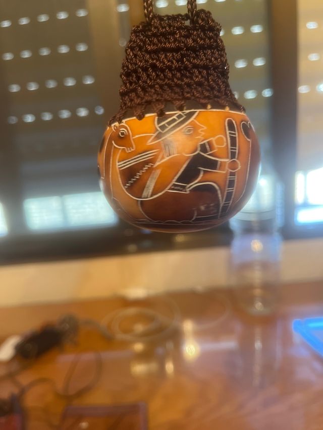 Artesanía Peruana: Cartera de calabaza