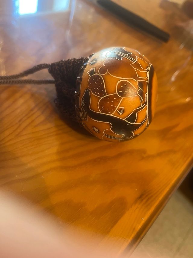 Artesanía Peruana: Cartera de calabaza