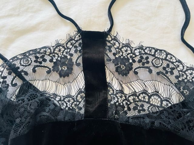 Vestido terciopelo negro Sfera talla S