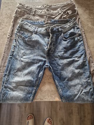 Vaqueros hombre - Azul y Gris
2x20€