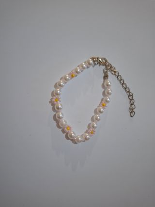 Pulsera perlas flores rosa