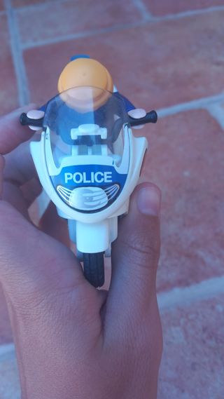 Moto Policía Playmobil