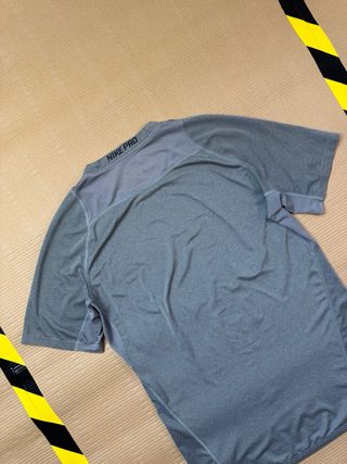 Camiseta Nike Pro Dri-FIT Gris M/L