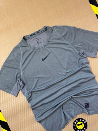 Camiseta Nike Pro Dri-FIT Gris M/L