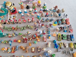 Lotto giocattoli vintage: oltre 200 pezzi!