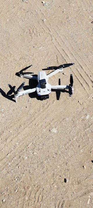 Drone kf102max+ 1 extra per ricambi -