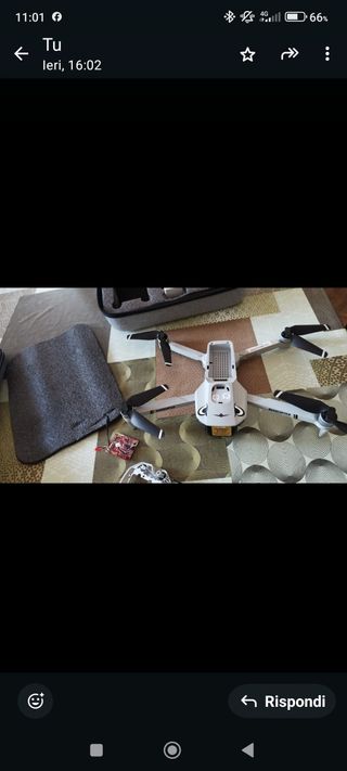 Drone kf102max+ 1 extra per ricambi -
