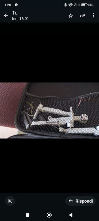 Drone kf102max+ 1 extra per ricambi -