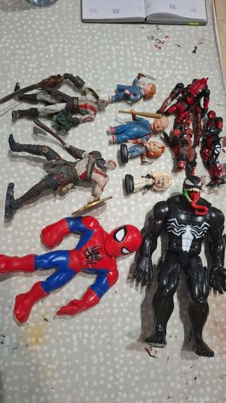 Lote de 12 figuras acción