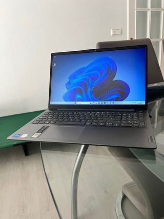 Lenovo Ideapad 3 15ITL6 (2021) 
NEGOCIABLE
