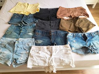 Shorts varios - Tallas S/36/8
Entrega en Montigalà