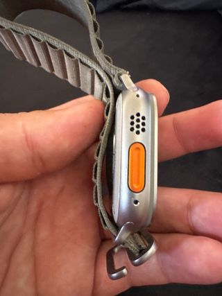 Apple Watch Ultra 2 - Gris/Verde 49mm