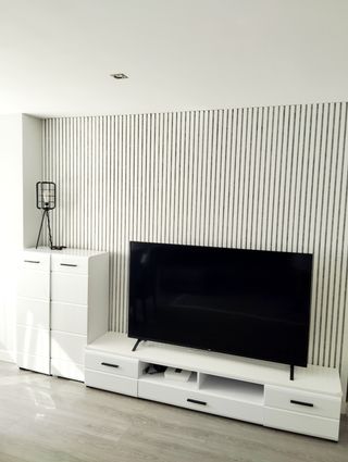 Mueble TV salón nórdico blanco