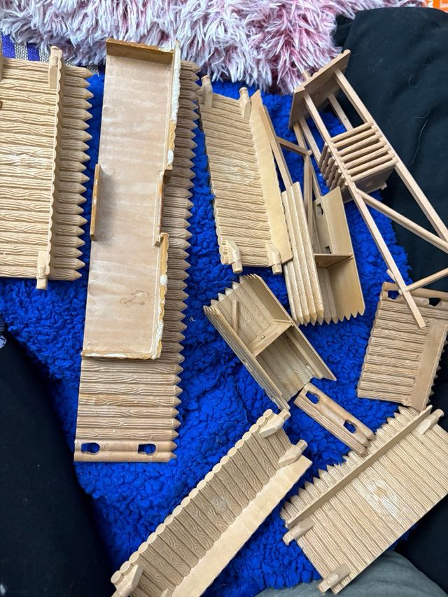 7 Muñecos Playmobil Coman Boys de comansi y piezas