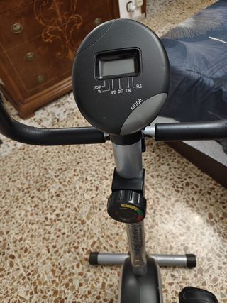Bicicleta estática BH Fitness