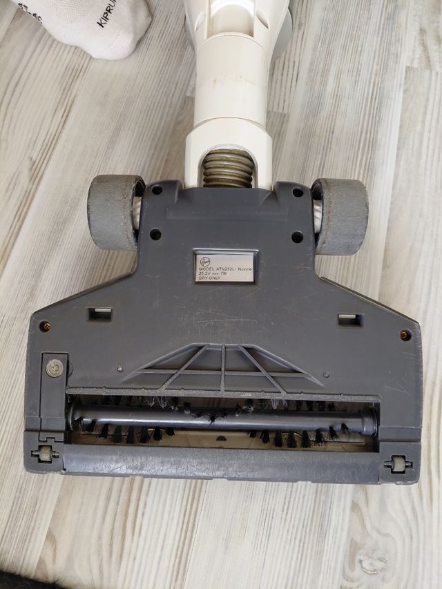 Aspiradora escoba Hoover Athen