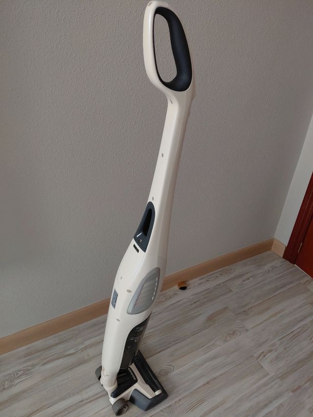 Aspiradora escoba Hoover Athen