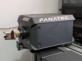 Base Fanatec DD1 + kill switch 